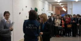 Самых талантливых школьников наградили сотрудники МЧС на Колыме ГУ МЧС России по Магаданской области