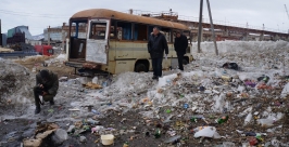 Три дня на ликвидацию свалки дал мэр Магадана управляющей компании Мария Золотарева, MagadanMedia