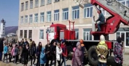 Спасатели регионального МЧС приняли участие в тренировке по эвакуации школьников Пресс-служба ГУ МЧС России по Магаданской области