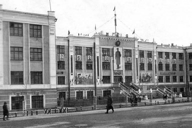Школы с продленным днем открыли на Колыме 19 апреля 1960 г