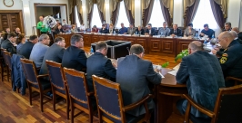 Губернатор дал сутки для восстановления движения по трассе Александр Крылов, ИА MagadanMedia