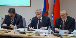 Депутаты Магаданской областной Думы улучшают законодательную базу региона Гужвенко Сергей ИА MagadanMedia