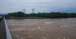 Уровень воды в реке Детрин на Колыме подошел к критической отметке Марина Собко