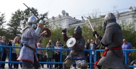 Старый Тролль сражается с будущим чемпионом Гужвенко Сергей, ИА MagadanMedia