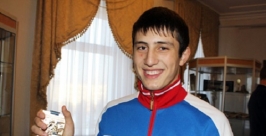 На Чемпионате Европы-2014 среди юниоров в Анапе колымский боксер взял золото Пресс-служба Правительства региона