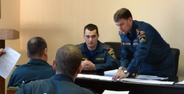 Пожарные Колымы сели за парты Пресс-служба ГУ МЧС России по Магаданской области