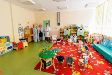 В Магадане продолжается приемка детсадов и школ к новому учебному году Источник