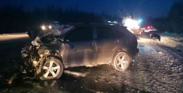 Столкновение автомобилей Land Cruiser и Lexus Пресс-служба ГУ МЧС России по Магаданской области