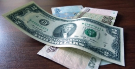 Доллар в Магадане покупают за 77 рублей и выше MagadanMedia