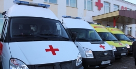 Станции скорой медицинской помощи в Магадане вручили пять новых специализированных машин Юлия Чухломина, ИА MagadanMedia