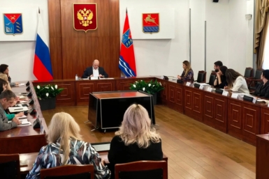 В правительстве Колымы обсудили подготовку к 100-летию Магадана Источник