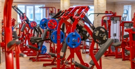 LifeFitness – это известный бренд профессиональных спортивных тренажеров Александр Крылов, MagadanMedia