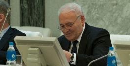 За 2014 год отчитался губернатор Колымы перед полпредом ДФО Табаченко Илья, PrimaMedia