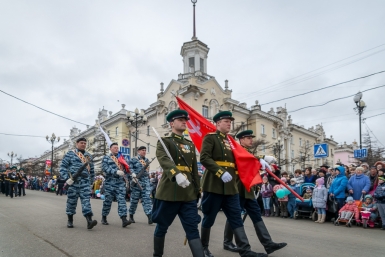 В Магадане прошел парад Победы Александр Крылов, ИА Magadanmedia