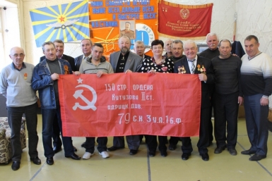 Авиаремонтный завод посетили магаданские коммунисты Пресс-служба Магаданского ОК КПРФ