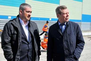 Алексей Гаврилов и Сергей Абрамов Пресс-служба мэрии Магадана