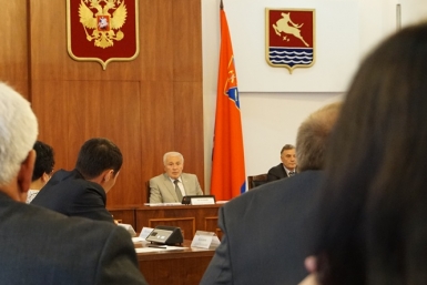Губернатор Колымы поставил перед аграриями задачу снабжения региона свежей продукцией Пресс-служба Правительства Магаданской области