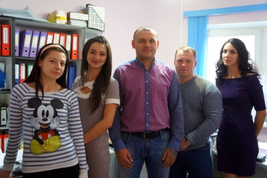 Сергей Зюбин с коллективом Мария Золотарева, MagadanMedia