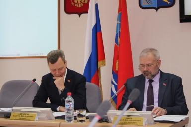 Депутаты Магаданской областной Думы приняли бюджет 2016 года в первом чтении ИА MagadanMedia