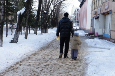 Нерадивых родителей и бесконтрольных детей обсудили на заседании в Магадане Бойко Ольга, EAOmedia